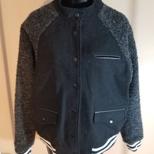 Wool Raglan Sleeve Jacket